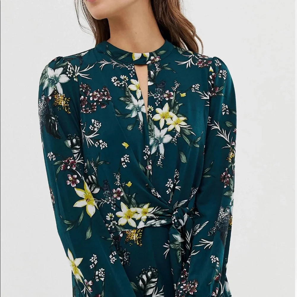 Oasis Midi Dress with Tie Side in Floral Print - Picture 3 of 4